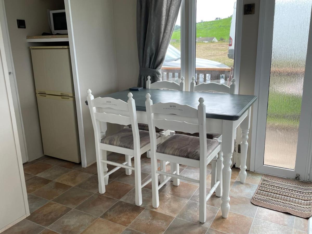 Farm Stay Property Pets And Families Welcome Rossnowlagh Bagian luar foto