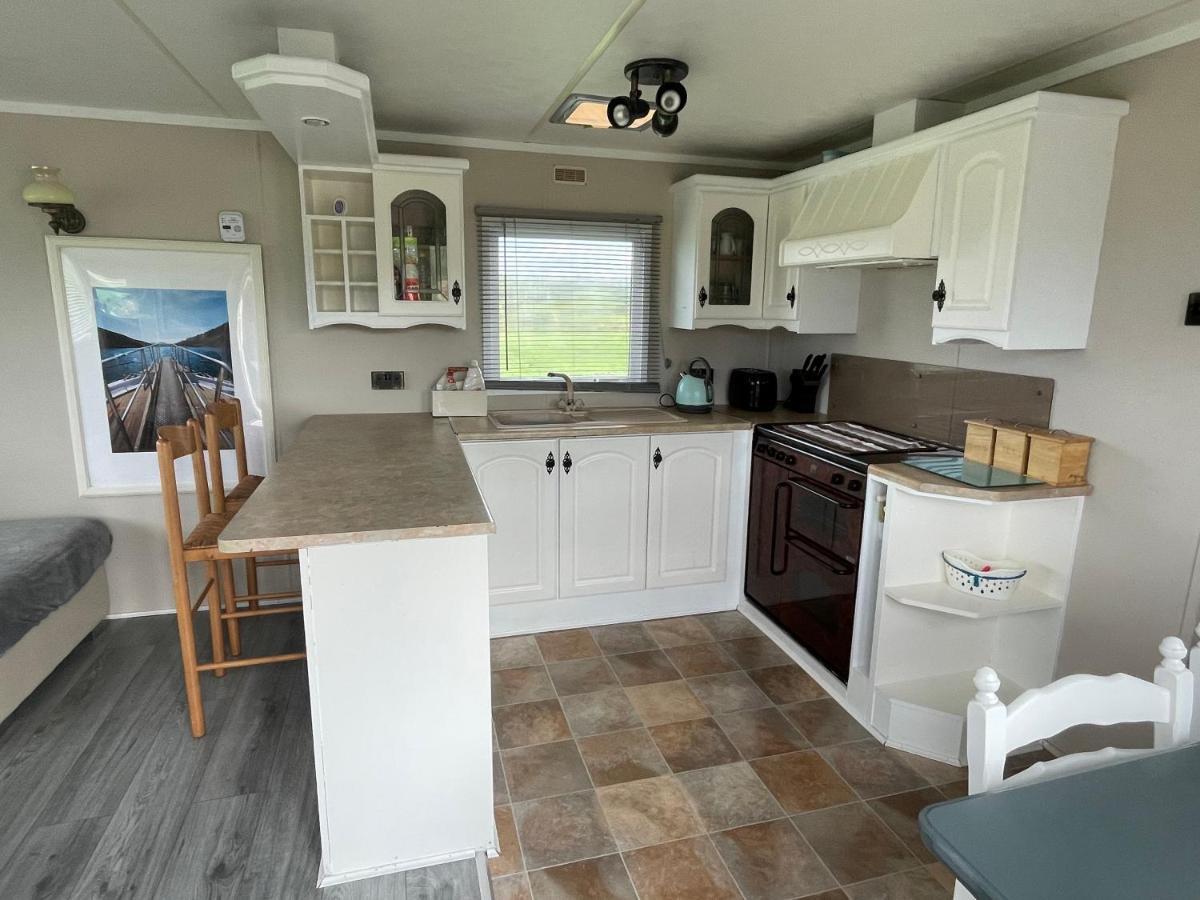 Farm Stay Property Pets And Families Welcome Rossnowlagh Bagian luar foto